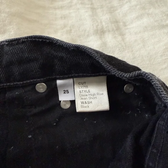 Reformation Dixie High Rise Jean Short in Black - Picture 8 of 11